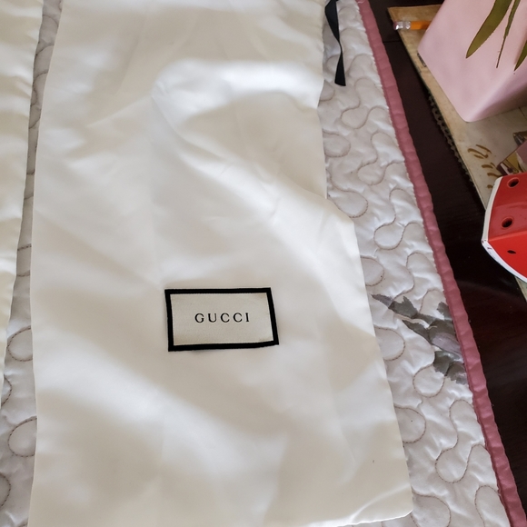 Authentic Interlocking G Ace Sneakers  Men - Picture 11 of 15